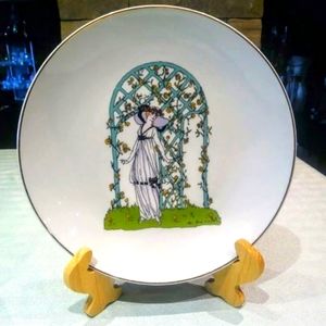 Fine porcelain wall hanging Collectable plate. By naaman Israel